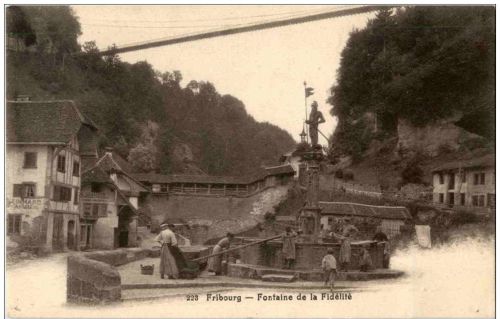 Fribourg - Fontaine de la Fidelite
