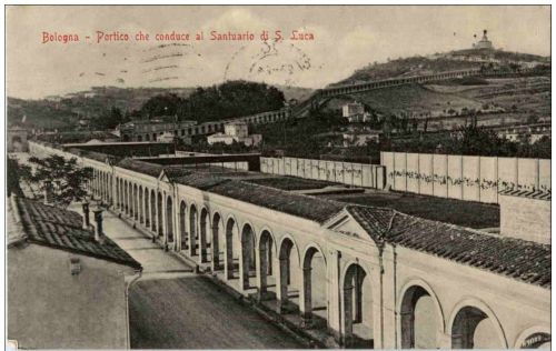 Bologna - Portico che conduce al Santuario