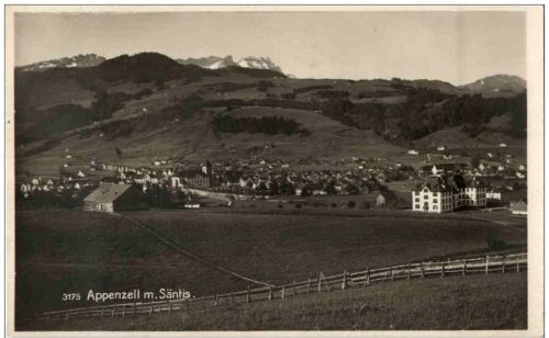 Appenzell mit Säntis