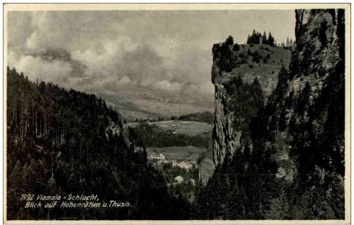 Viamala Schlucht - Blick auf Hohenrätien und Thusis