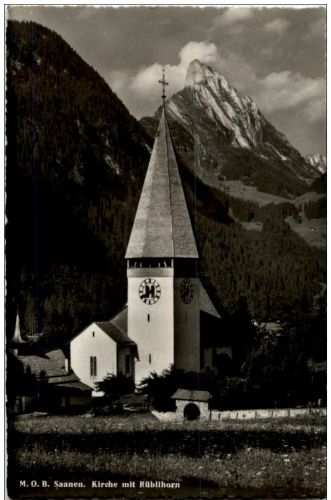 Saanen - Kirche mit Rüblihorn
