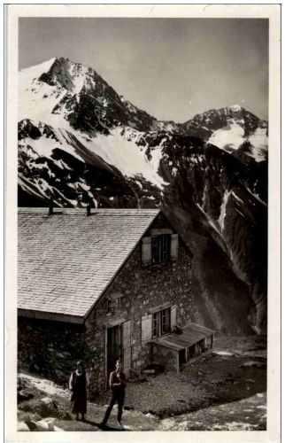 Windgällenhütte mit Oberalpstock