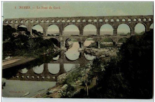 Nimes - Le Pont du Gard