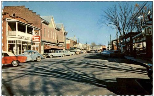 Bedford - Le rue Principale