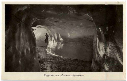 Eisgrotte am Morteratschgletscher