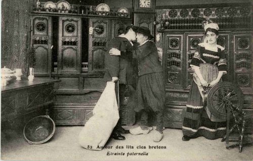 Bretons costumes