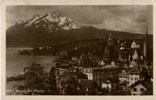 Weggis mit Pilatus