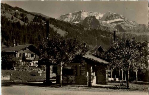 Lenk - Bahnhofplatz