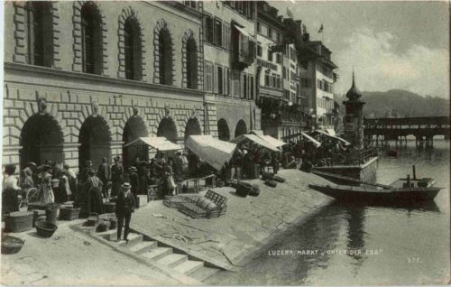 Luzern - Markt unter der Egg