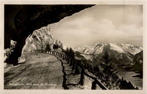 Brünigstrasse - Blick gegen die Hasliberge