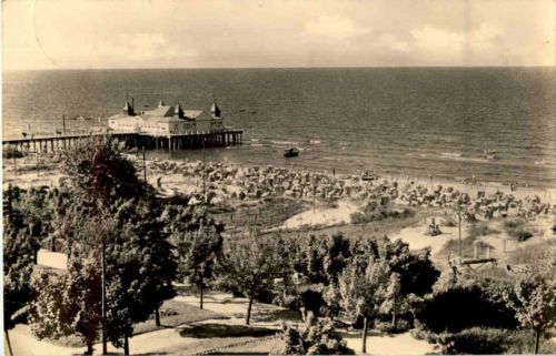 Ahlbeck - Strand und Seebrücke