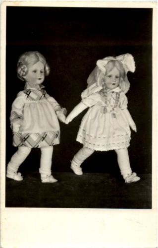 Sonneberg - Spielzeugmuseum - Puppen Doll