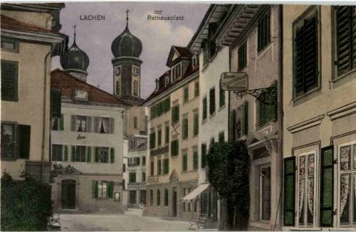 Lachen - Rathausplatz