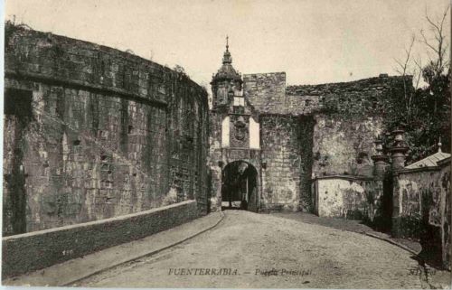 Fuenterrabia - Puerta Principal
