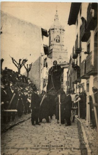 Fuenterrabia - La Procession