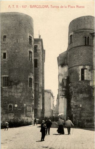 Barcelona - Torres de la Plaza Nueva