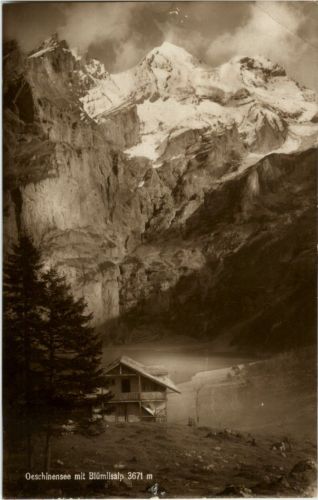 Oeschinensee mit Blümlisalp