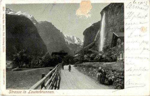 Strasse in Lauterbrunnen