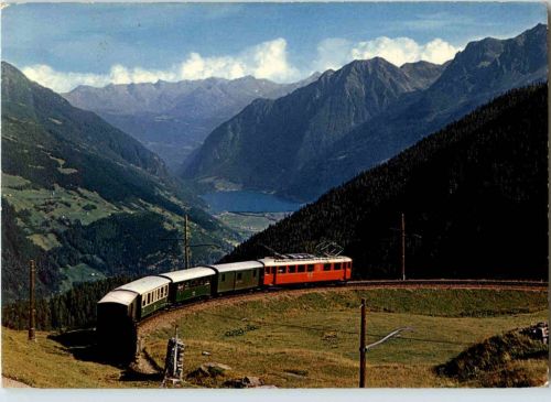 Rhätische Bahn bei Alp Grüm