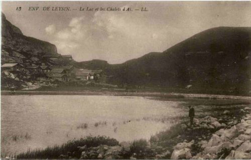 Leysin - Le Lac et les Chalets