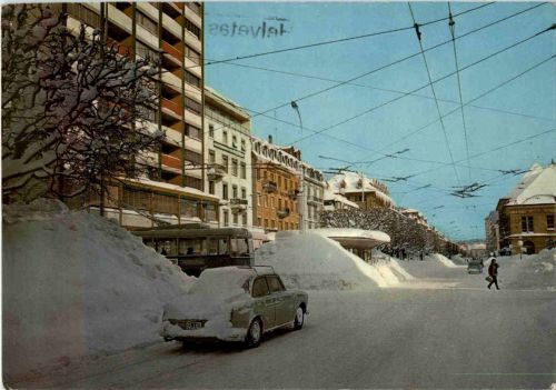 La Chaux de Fonds - Avenue Leopold Robert en hiver