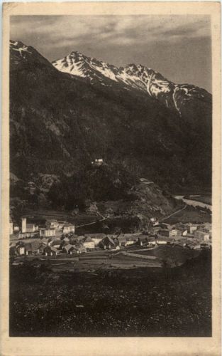 Süs mit ruine Chiaschinas