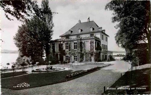 Schloss Arenenburg am Untersee