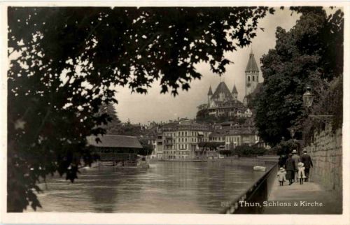 Thun - Schloss und Kirche