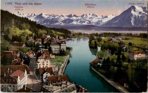 Thun und die Alpen