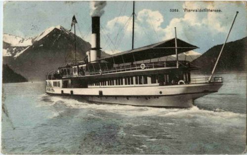 Vierwaldstättersee mit Dampfer