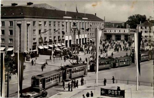 Basel - Mustermesse mit Tram