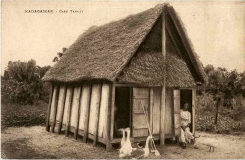 Madagascar - Case Tanosy