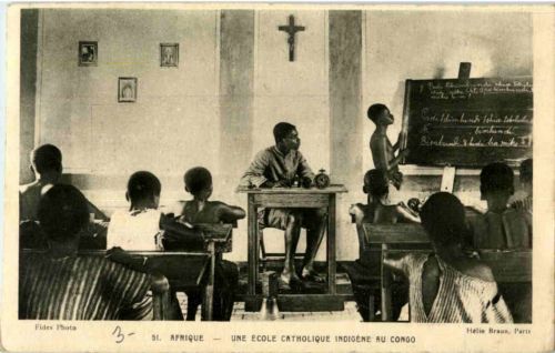 Congo - une Ecole Catholique Indigene