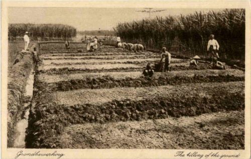 Soerabaia - The filling of the ground