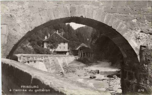 Fribourg - a l entree du gotteron