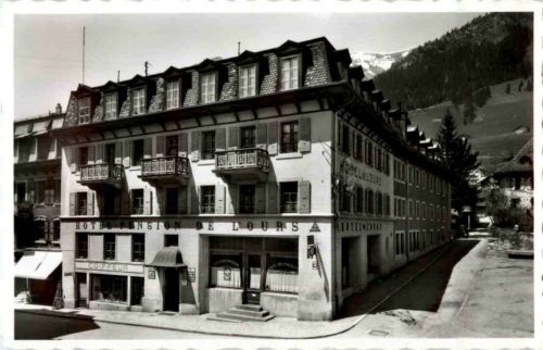 Chateau d Oex . Hotel de l Ours