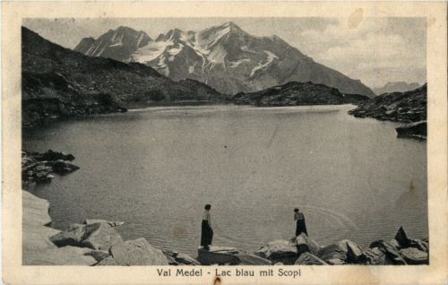 Val Medel - Lac blau mit Scopi