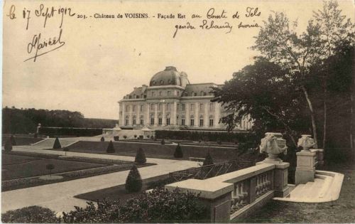 Chateau de Voisins
