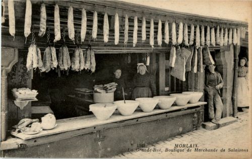 Morlaix - Marchande de Salaisons