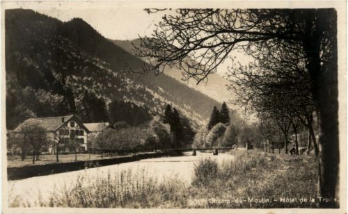 Champ du Moulin - Hotel de la Truits