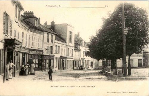 Neauphile le Chateau