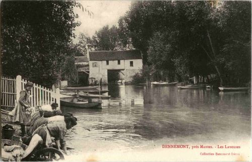 Dennemont prees Mantes - La Laveuses