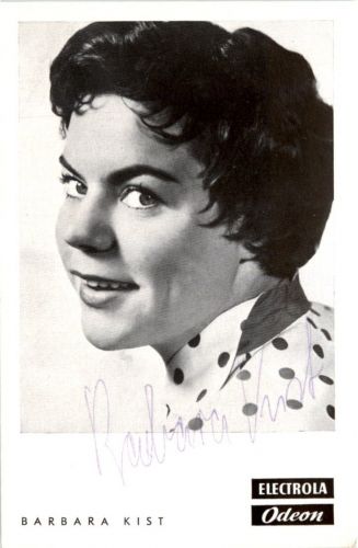 Barbara Kist mit Autogramm