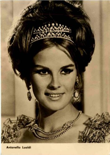 Antonella Lualdi