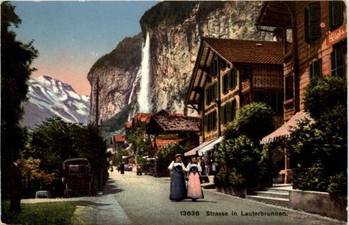 Strasse in Lauterbrunnen