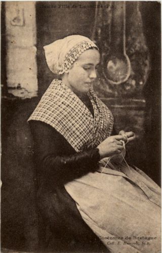 Costumes Fille de Lannilis