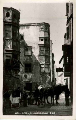 Hall - Schmiedgasse
