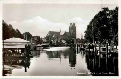 Dordrecht - Gezicht op de Nieuwe Haven