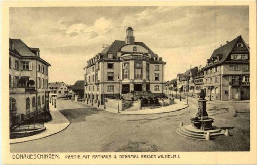 Donaueschingen - Partie mit Rathaus