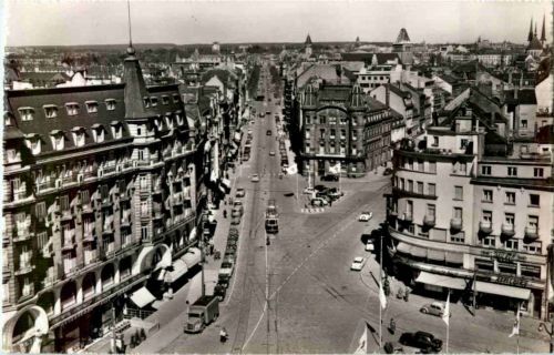Luxembourg - Avenue de la Liberte